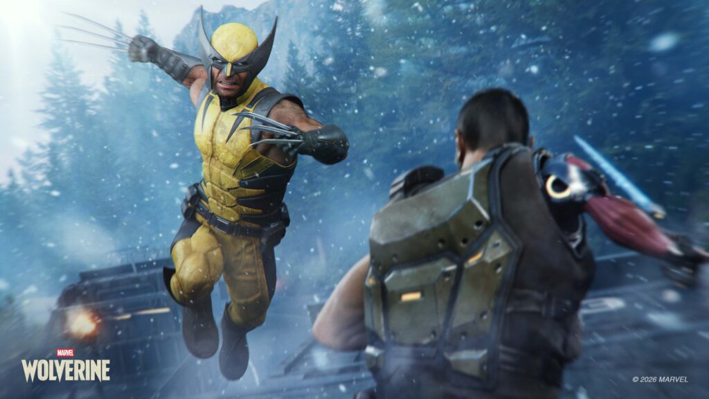 Wolverine bondit griffes en avant sur un mercenaire au bras cybernétique dans une forêt enneigée