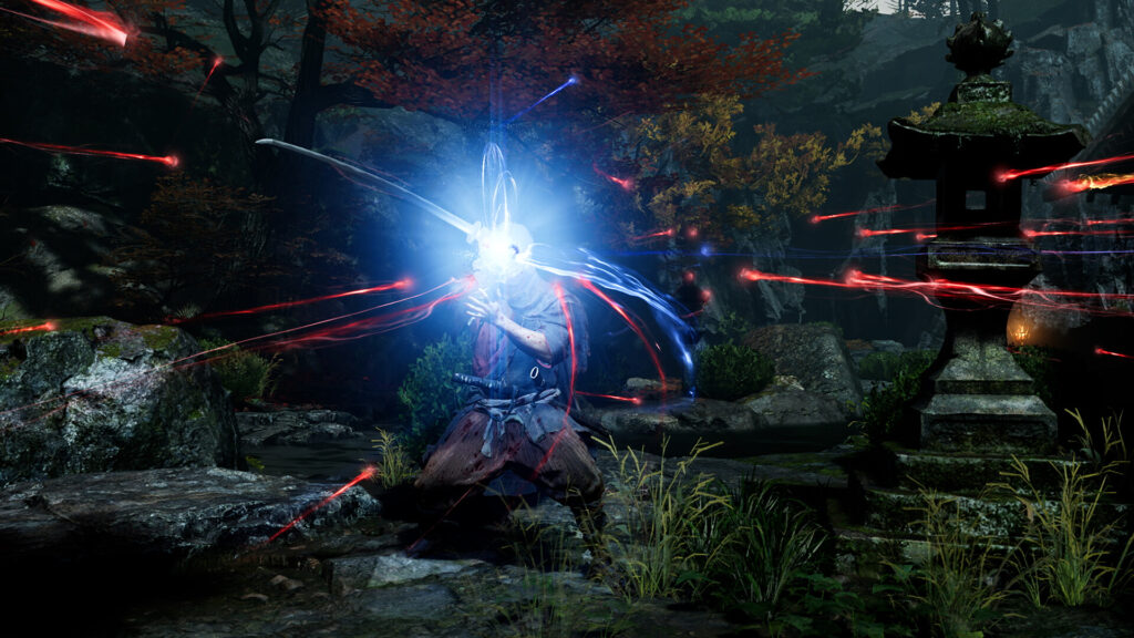 Musashi absorbe des flux d’âmes rouges dans son gantelet lumineux, dans un sanctuaire de forêt